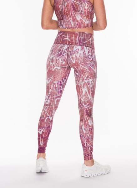 ClayImpressYogaPants_1_600x600.jpg