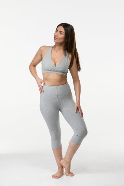 Full_Outfit_Cropped_Leggings_with_sports_bra_Grey_600x600.jpg