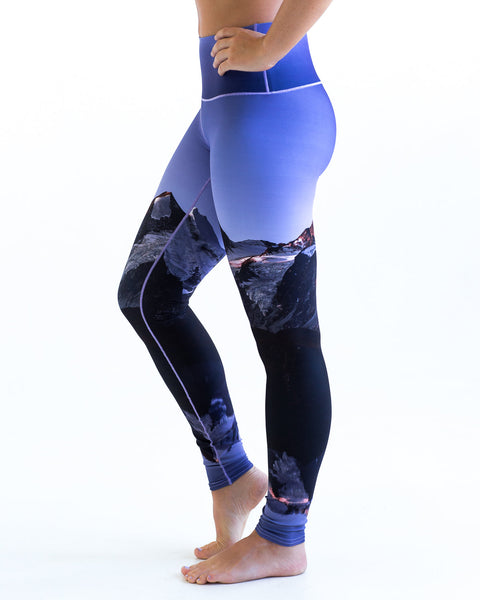 Glacier_Glow_Yoga_Pants_Angle_600x600.jpg