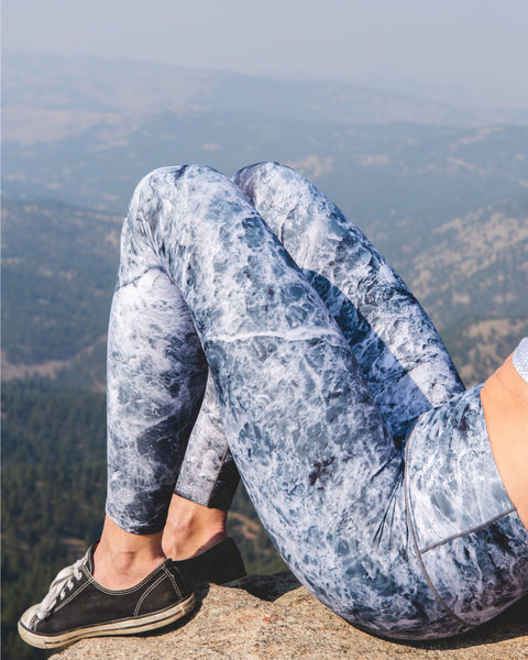 Grey_Marble_Yoga_Pants_Outdoors_600x600.jpg