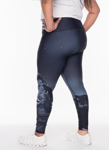 MidnightMountainYogaPants_3_600x600.jpg
