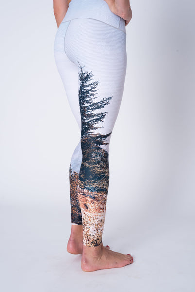 Mountain_Vista_Yoga_Pants_Back_600x600.jpg