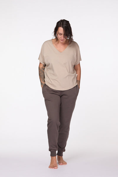 Organic_Cotton_T_Shirt_in_Beige_600x600.jpg
