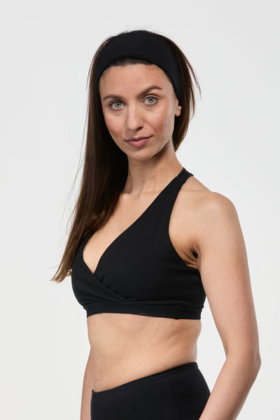 om-bra-black-cotton-yoga-sports-bra-model._600x600.jpg