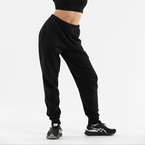 Luna Tapered Leg Pants | Black