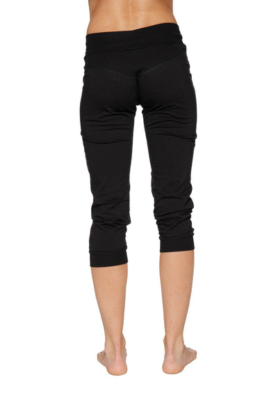 womens-cuffed-jogger-yoga-pant-solid-black-womens-capris-4-rth-213662_600x600-1.jpg
